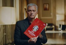 Uefa Euro 2024: le figurine ufficiali saranno Topps e c'è anche Mourinho